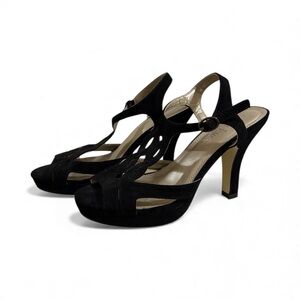 Hot Tomato Elegant Black Heels Sz 6.5